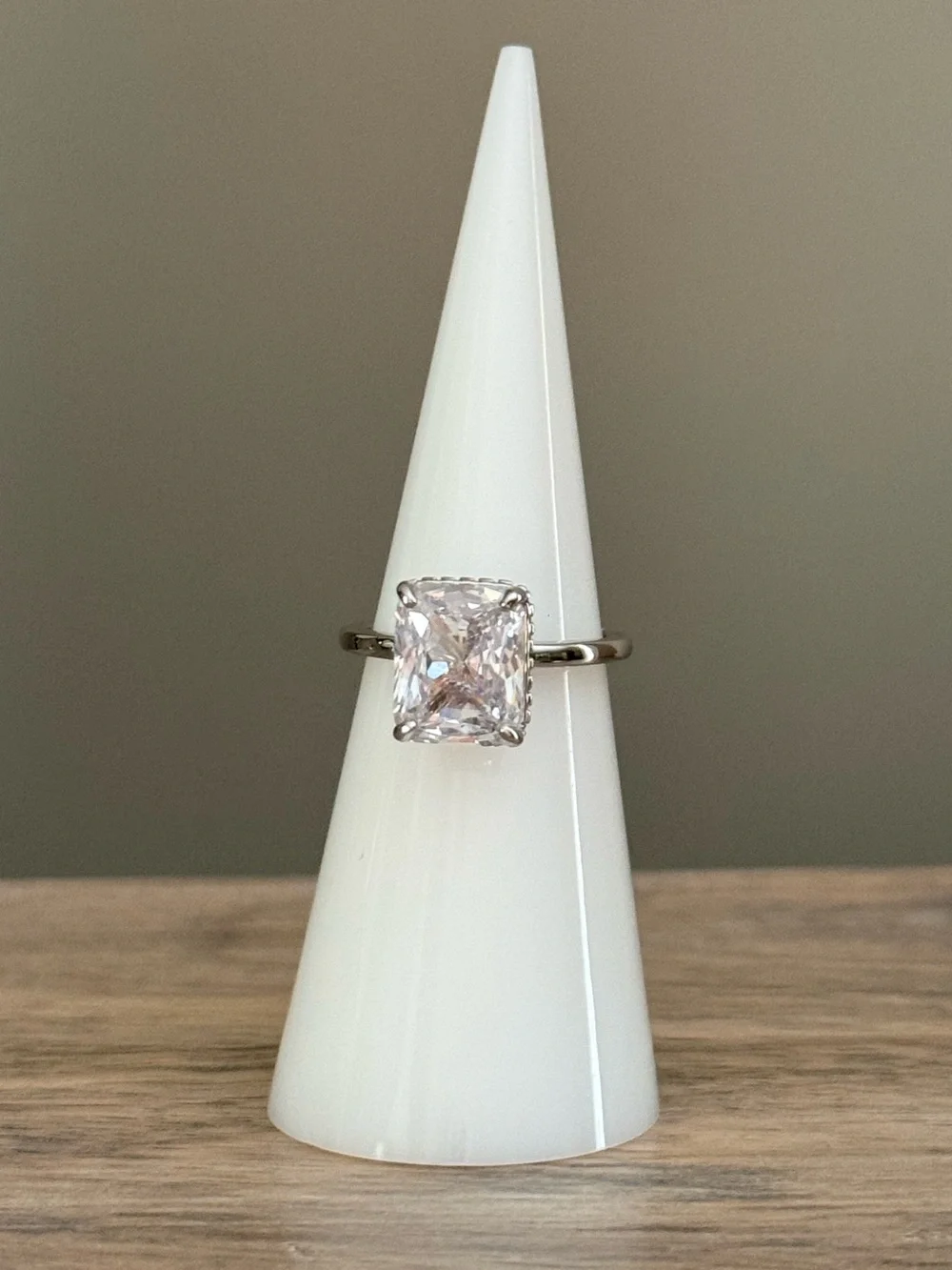 Pavoi “Take A Vow Radiant Cut Ring” Size 5. Brand New!